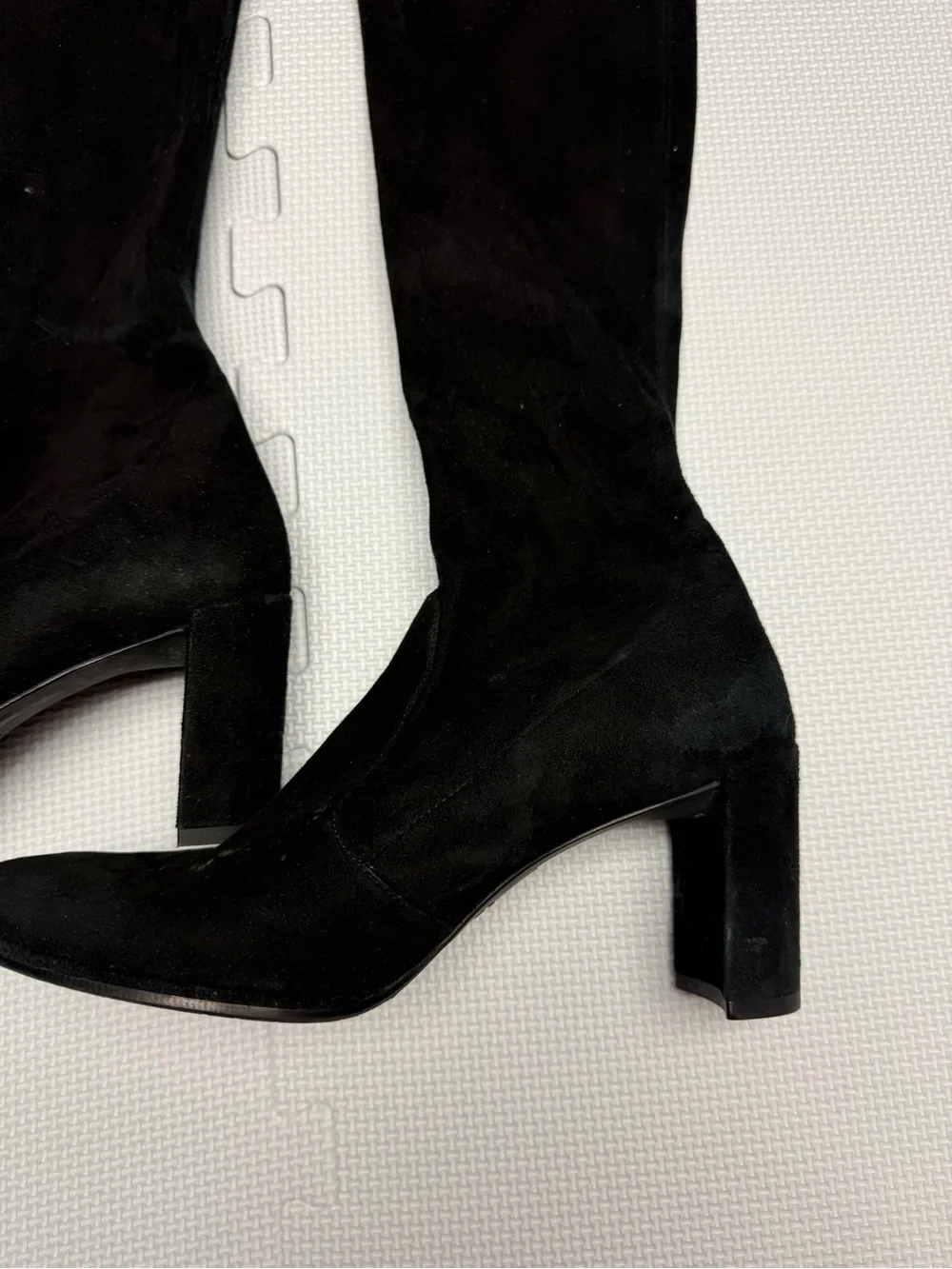 Stuart Weitzman stylish black